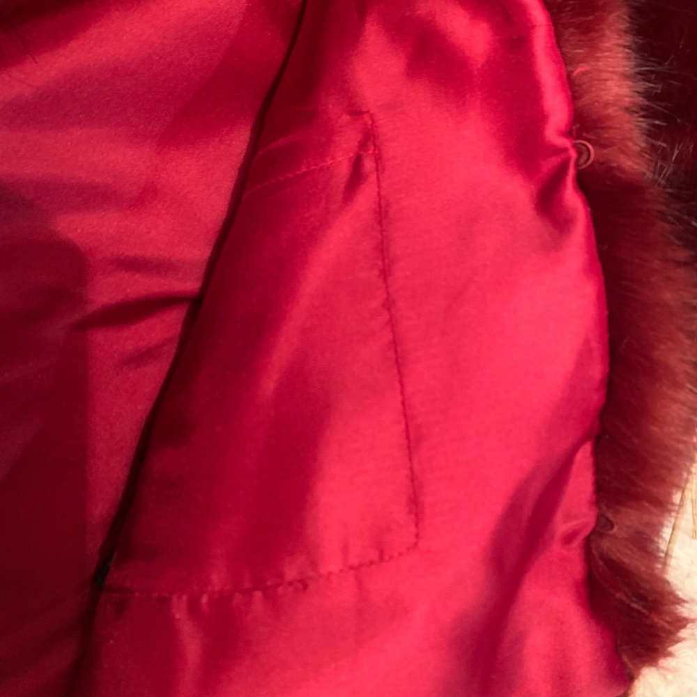 Unreal Fur Red Faux Fur Jacket / size Small - Picture 5 of 6